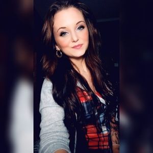 Meet your Posher, Tiffany